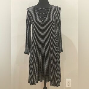 American‎ Eagle S Black/White Striped Ribbed Mini Long Sleeve
